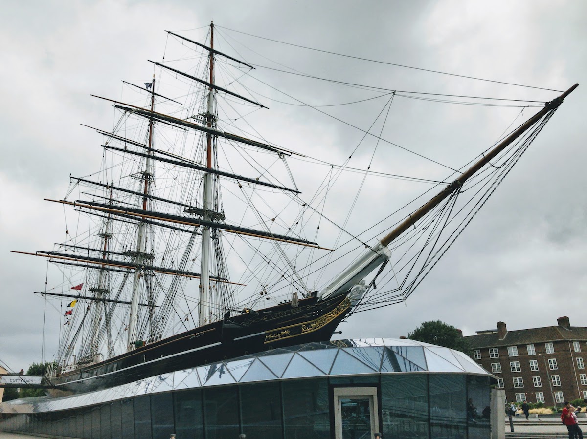 激安通販販売 カティーサーク 1869年 帆船 イギリス Cutty Sark 新素材壁紙ポスター 特大805×585mm はがせるシール式  011SGE1