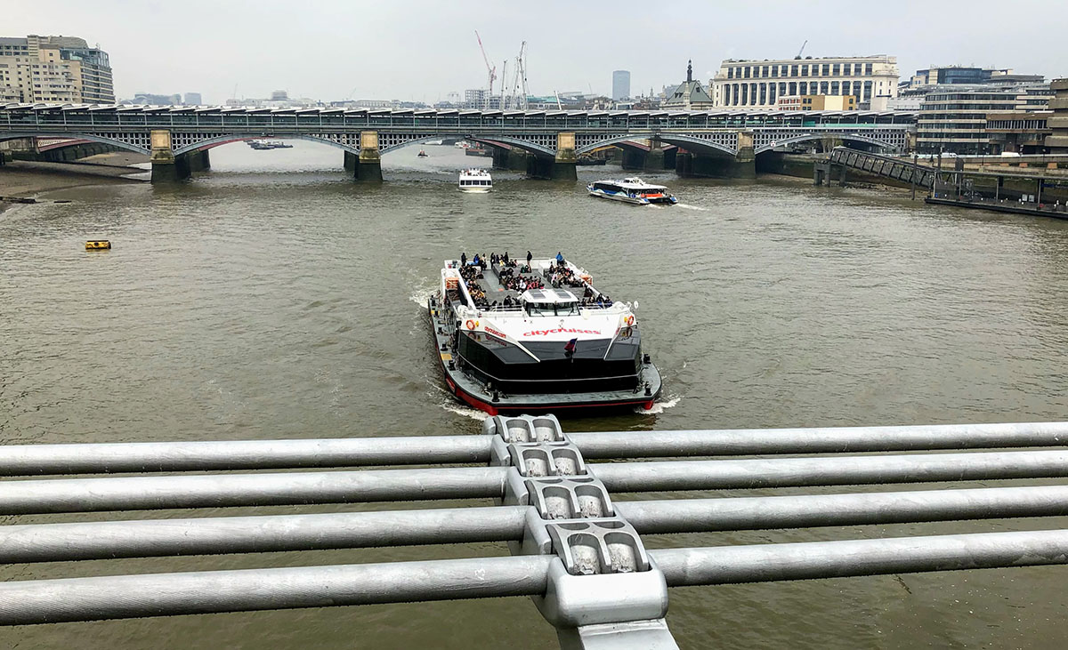ロンドンの水上バス リバーボート ガイド London Xyz